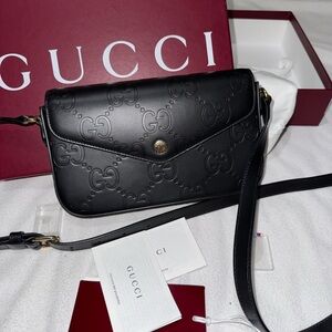 GG SUPER MINI SHOULDER BAG in black